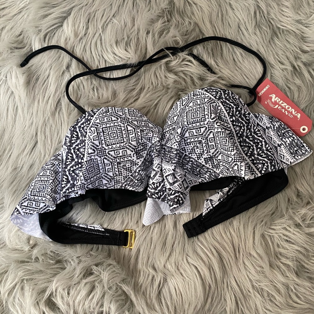 Black and white bathing suit top
